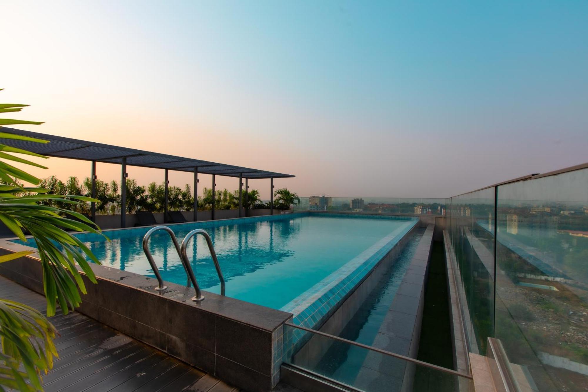 7 Minutes From The Airport - Chic Studio Accra Exterior foto